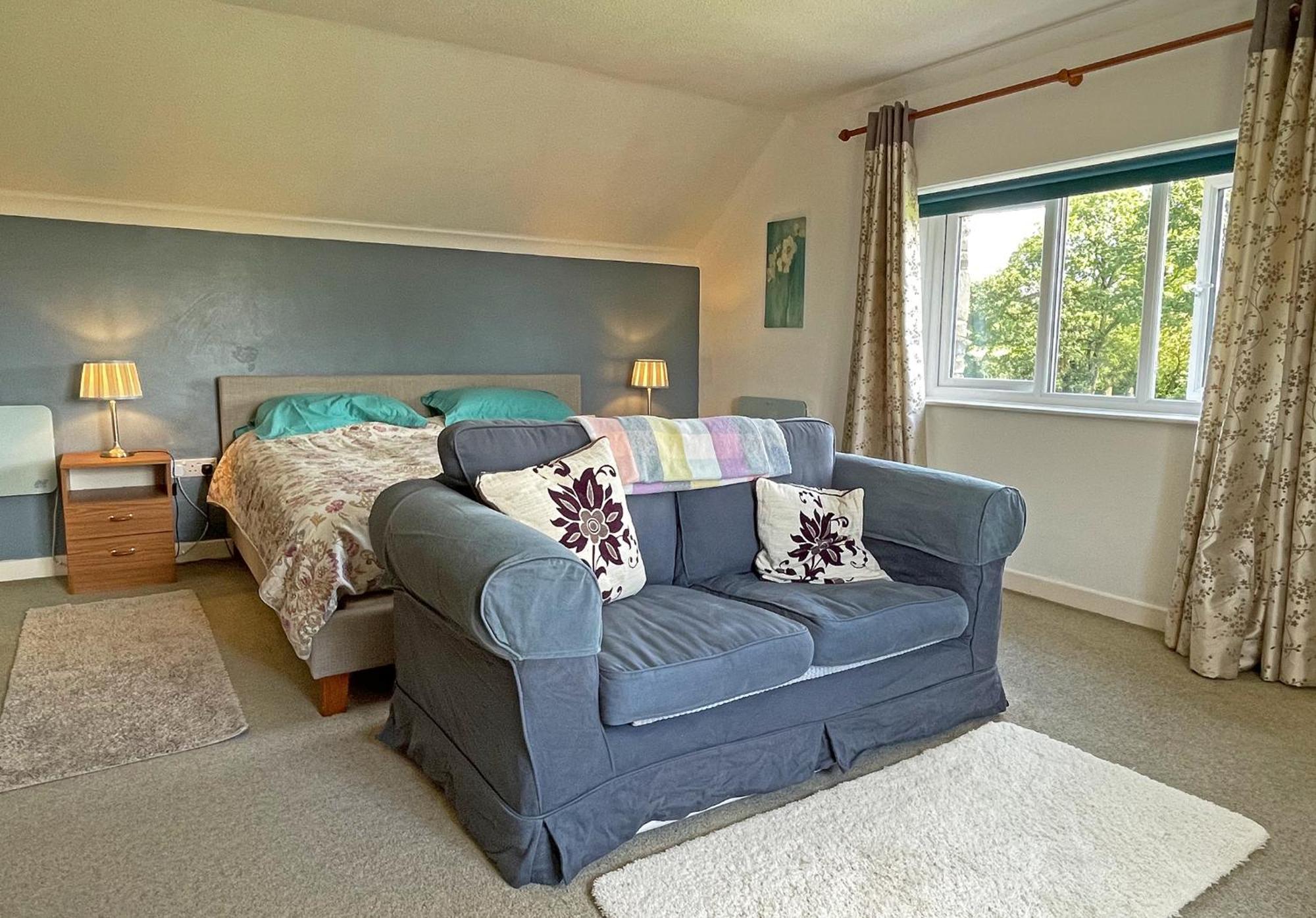Maesyfelin Isaf B&B Llanybyther Buitenkant foto