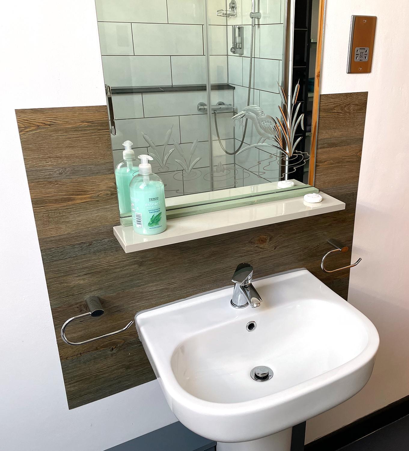 Maesyfelin Isaf B&B Llanybyther Kamer foto